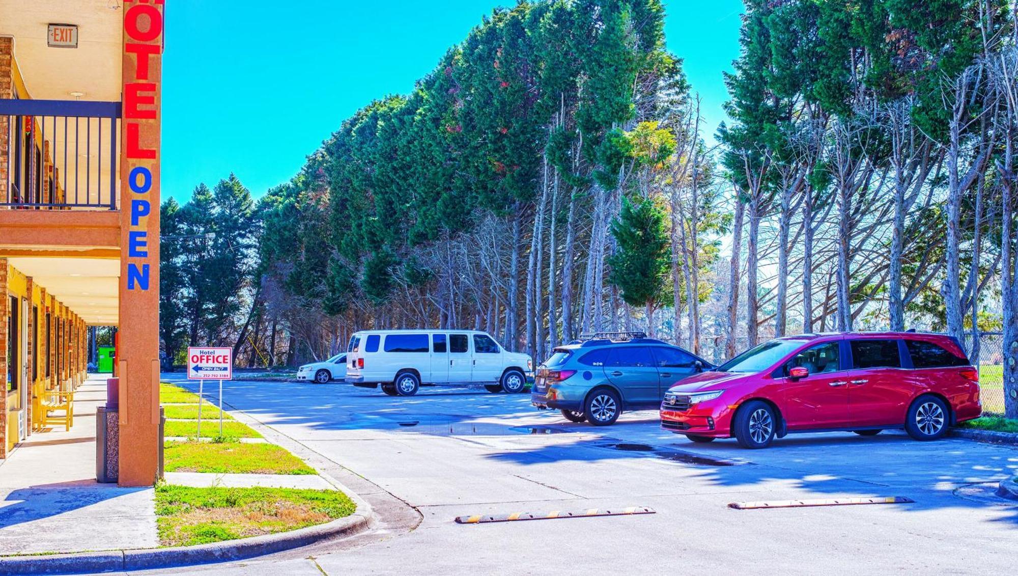 Hotel Mayfair Williamston