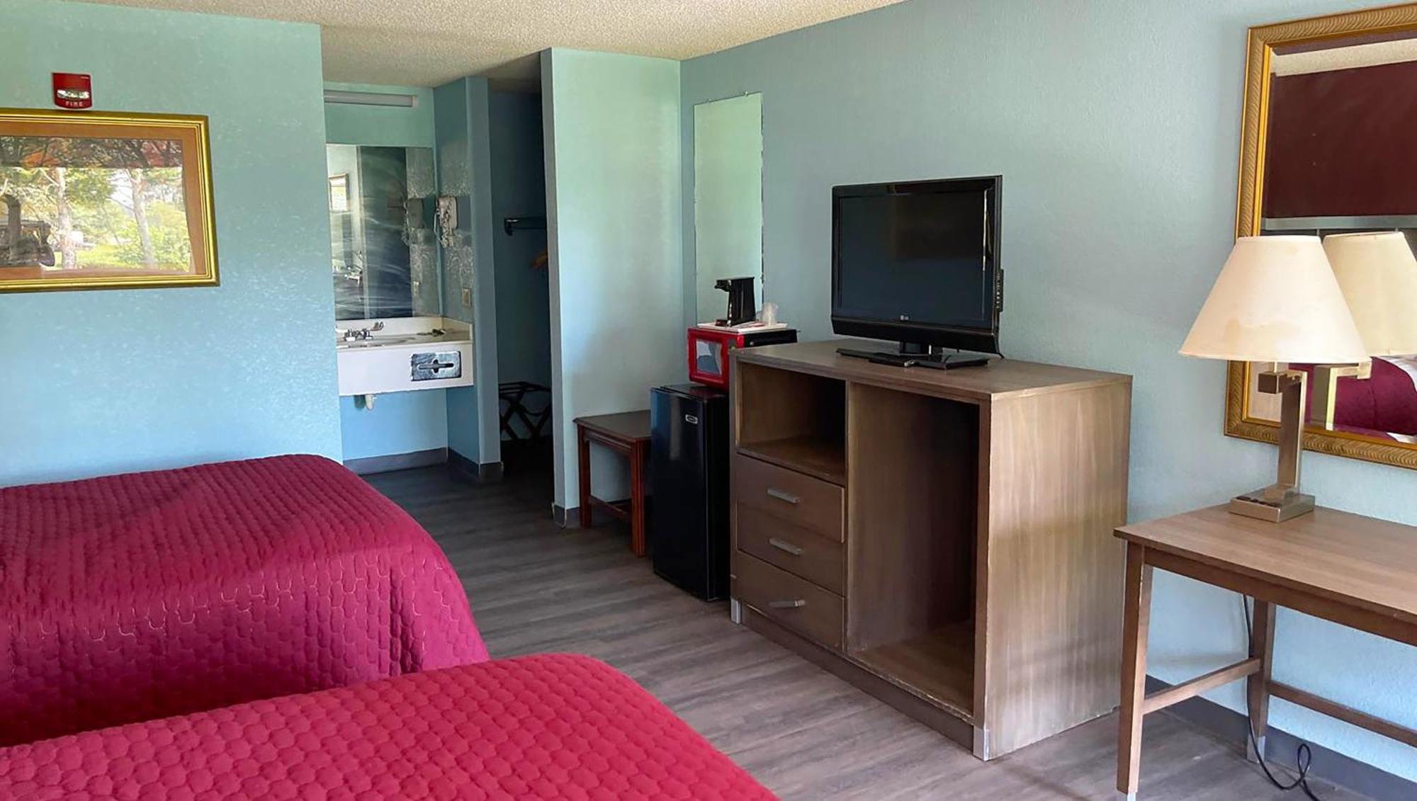 Mayfair Hotel 2*